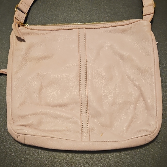 Fossil Pink Crossbody Bag with Smooth Texture - Picture 3 of 6